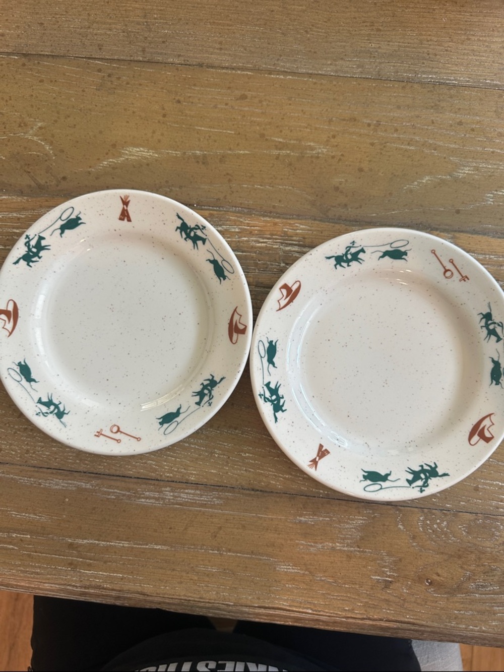 Vintage Homer Laughlin Western 7 in plates